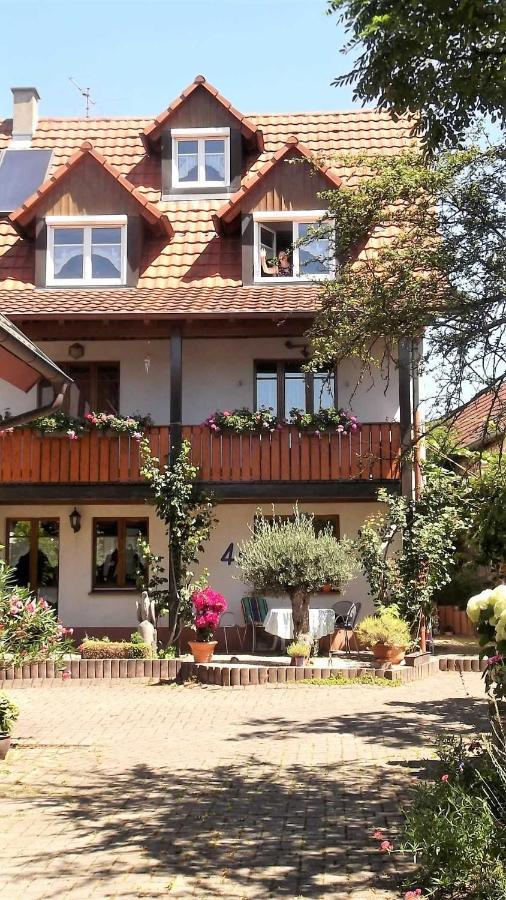 Galerie Ueber den Gaerten Herbolzheim Exteriér fotografie