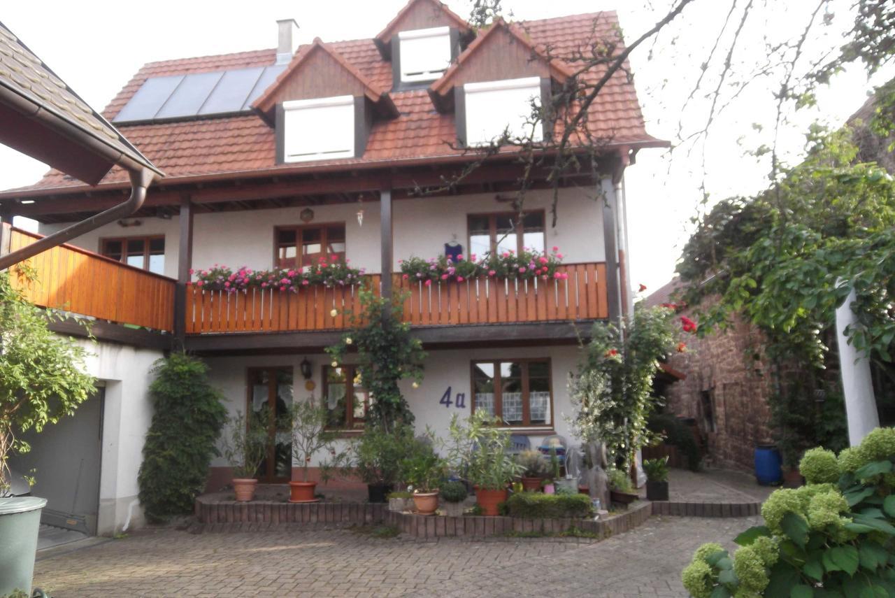 Galerie Ueber den Gaerten Herbolzheim Exteriér fotografie